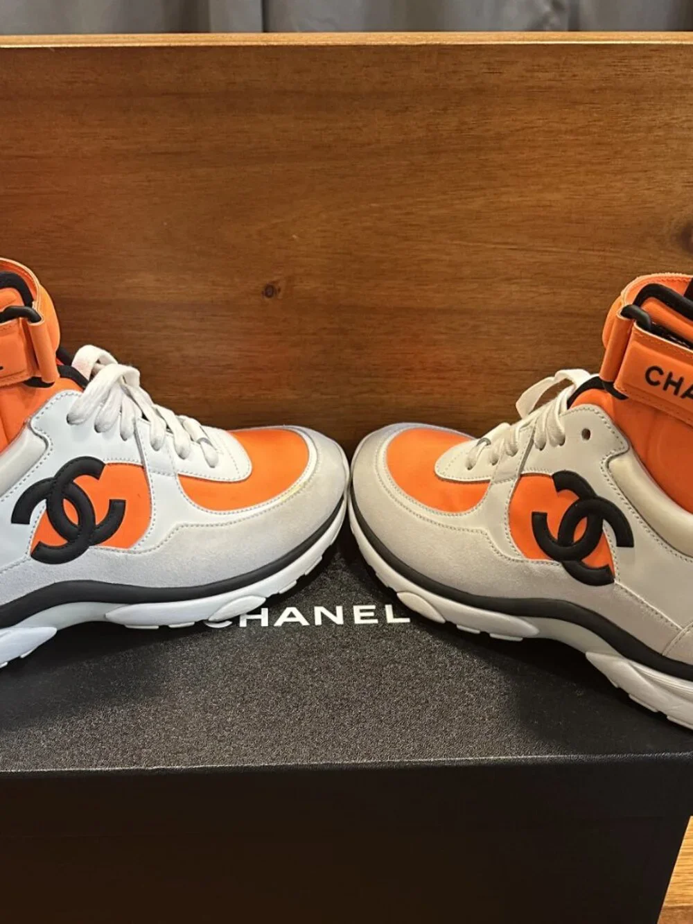 🔥Chanel High Top Sneakers🔥